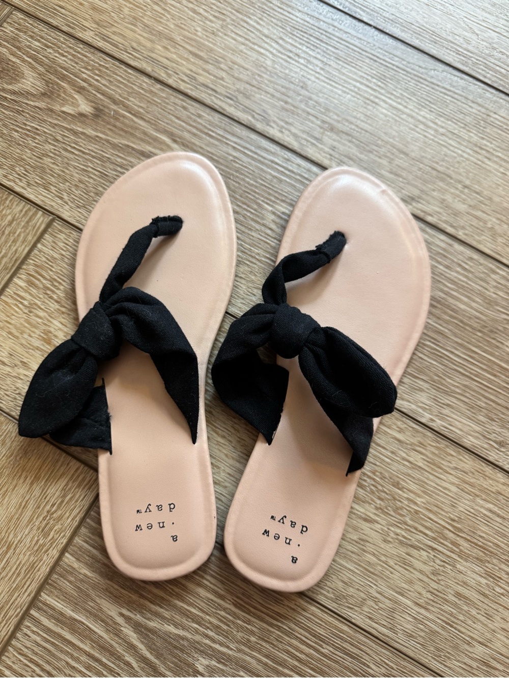 a new day Flip Sandal with Black Knot